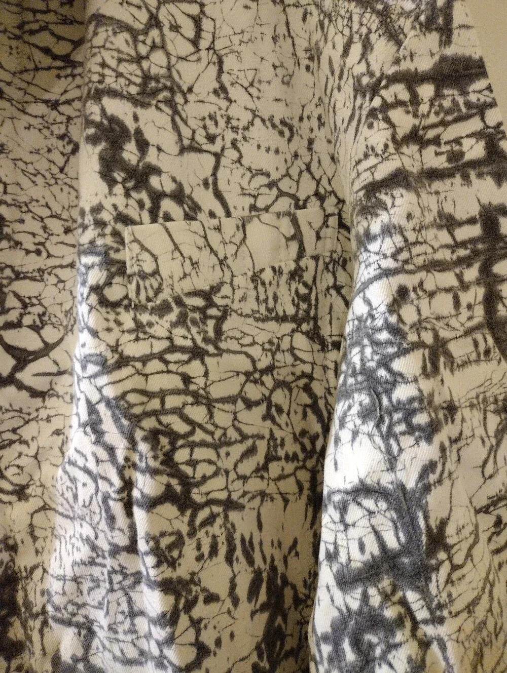 Hugo Boss Gray and White Abstract Print Button-Front Coat